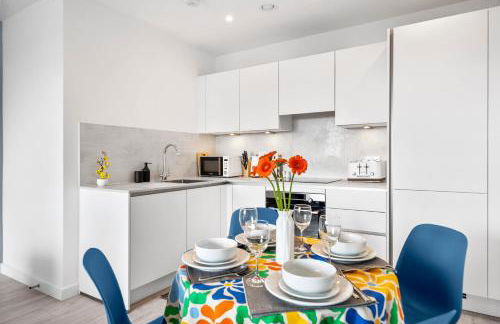 Stylish 1BR Flat in Hayes 4 Guests-5 Min to Heathrow#20 Min to Central London - Foto 2