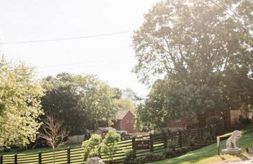 Ode to the '70's creative private home with pool - Foto 31