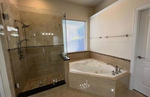 Lovejoy Serenity - Amazing pool, Games, Movie Room - Foto 20