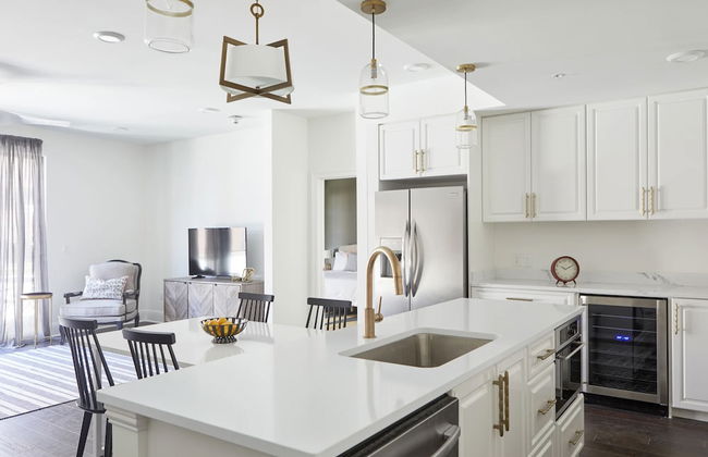 Roami at St. Charles - Photo 32