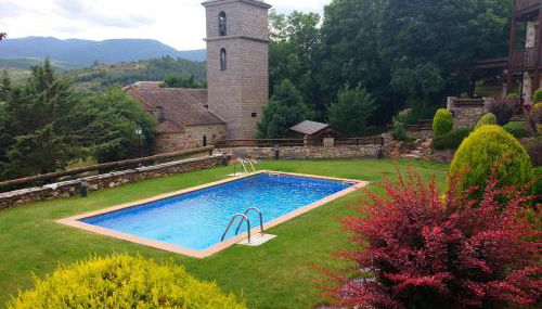 Casa adosada con piscina en Isòvol - Foto 4