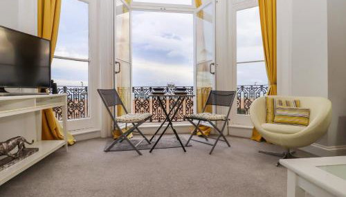 The Old Spy Headquarters - Foto 2