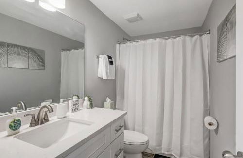 The Modern Mainstay at Barefoot Bay - Foto 24