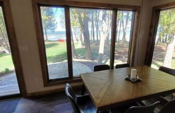 White Star Point by Simple Life Rentals - Photo 3