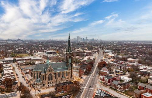 Luxury STL Oasis Sauna, Firepit, HotTub and Games - Foto 27