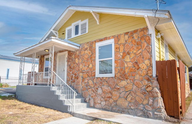 Wonderful 3 BR 2 BA Near Downtown - Foto 1