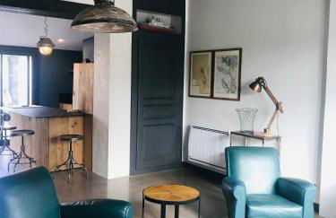 Elégante maison familiale au cœur des remparts de la citadelle - Foto 2