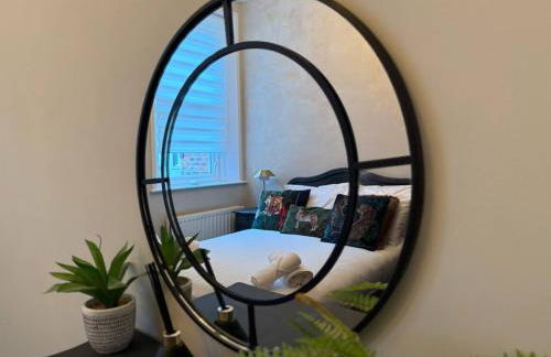 Grosvenor 126 Trendy Jesmond Whole Apartment - Photo 35