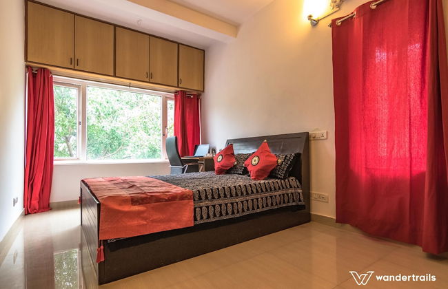 Luxury Apartment in Indiranagar - Photo 3