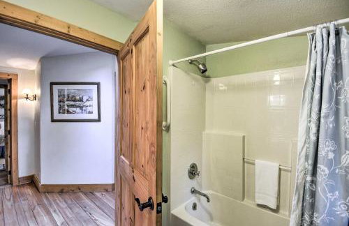Wheelchair-Accessible Belfair Cabin w/ Patio! - Foto 24