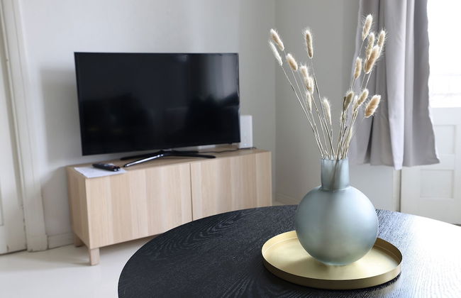 2ndhomes Cozy 2BR Home w Balcony & Sauna - Foto 13