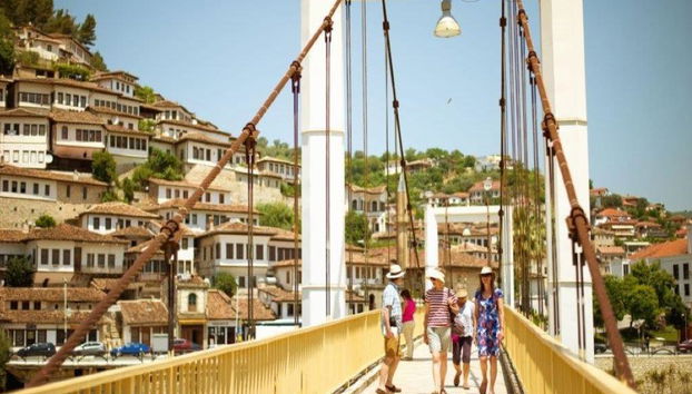 Descubra Berat: A cidade das janelas sobrepostas - Tour de Dia Inteiro - Foto 2