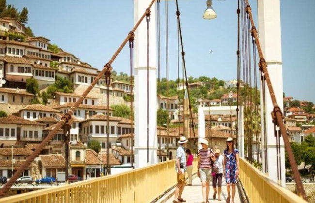 Descubra Berat: A cidade das janelas sobrepostas - Tour de Dia Inteiro - Foto 2