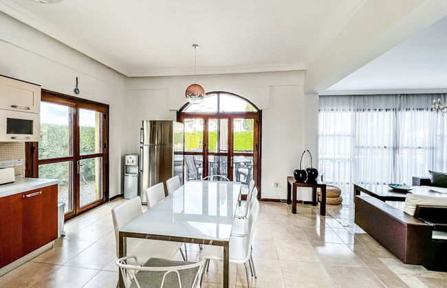 Villa With Private Pool and Backyard in Lapta - Foto 7