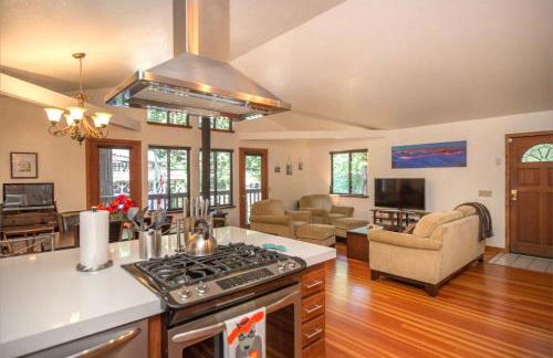 Absolute Zen! Redwoods! BBQ Grill! Fast WiFi!! Ping Pong!! Dog Friendly! - Foto 12