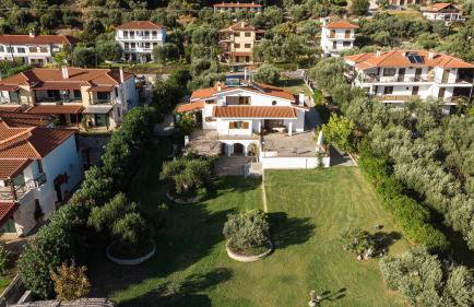 Azure Coast Seafront Retreat - Foto 47