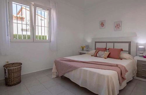 Paraíso Privado con piscina Villa Alqueries - Photo 13