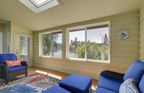 On McKenzie River! Home with Scenic Sunroom - Foto 30