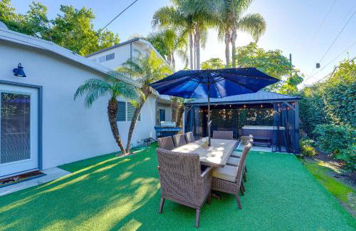 Shores Perfection - Spa, AC, Pet Friendly, Parking, Fire Pit & Massive Private Yard! - Foto 56