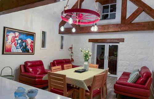 Wee Henry's Barn - Photo 7