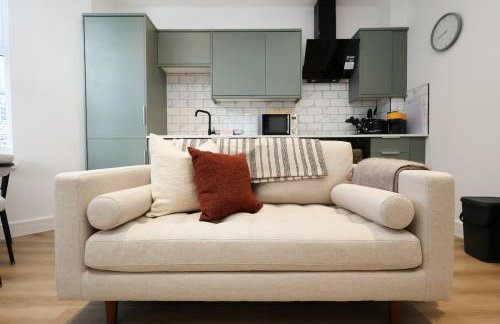 The Cosy Corner – Modern 2-Bed - Photo 9