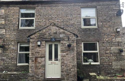 Rose Cottage. Family home on the river - Foto 1