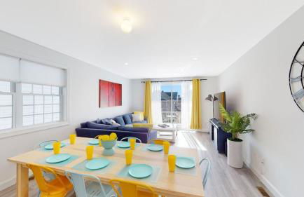 Beach House Steps away from the Boardwalk and Beach with Ocean Views in Seaside Heights! - Foto 67