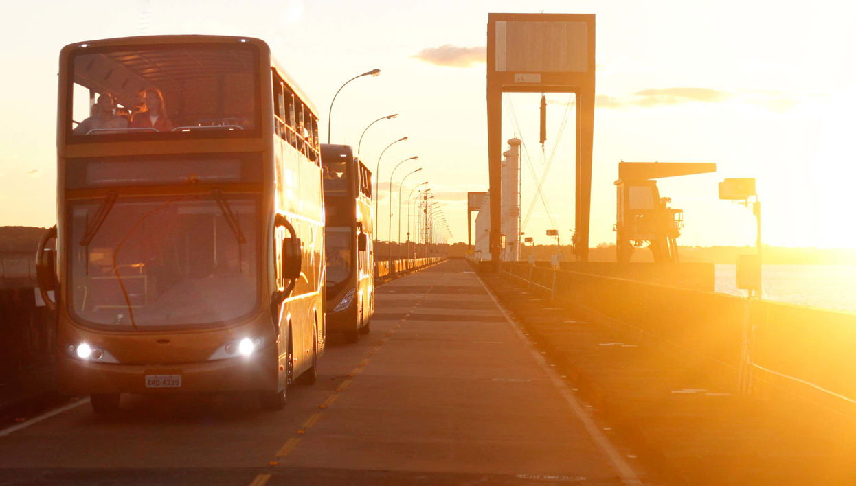 Tour panorámico por la represa de Itaipú