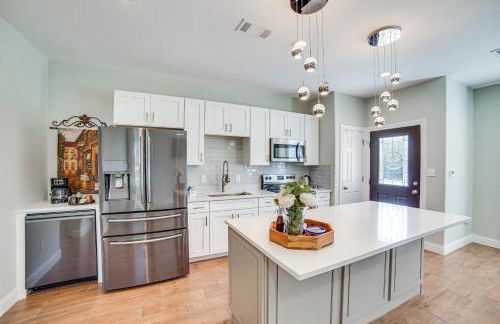 Pet-Friendly Stay Walk to Park and Lake Lewisville! - Foto 1