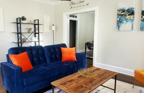 Spacious Centrally Located 3 Bed 2 Bath - Sleeps 8 - Foto 1