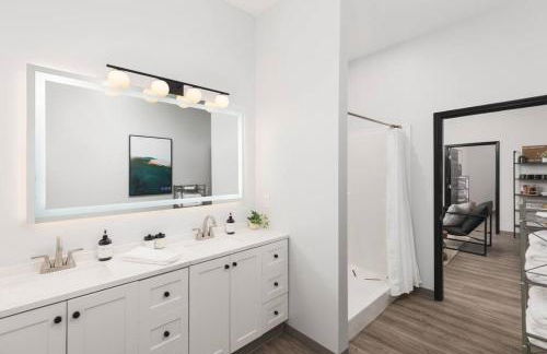 Modern Comfort Condo Only 2 Mile to Downtown Broadway - Foto 14