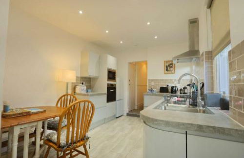 Hotwells spacious flat sleeps three - Foto 15