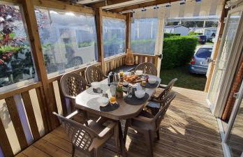 Mobilhome 2ch récent et climatisé-terrasse fermée-jardin sans vis à vis-camping 4 étoiles Les Charmettes - Foto 61