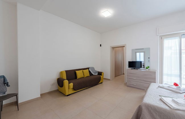 Suite 1 Ondina Viareggio 200m From sea - Foto 9