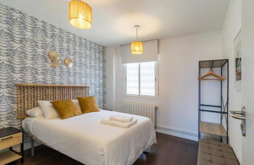 Calma, luz y diseño en el centro de Santander - Photo 15