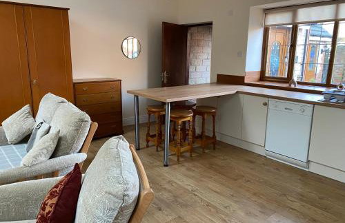 Oldcotes Studio - Photo 5