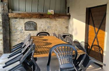 GITE A THEME D-DAY - situé à 15mn d'Omaha Beach - Animaux OK - Terrain clos - Aucuns voisins - WIFI - Foto 43