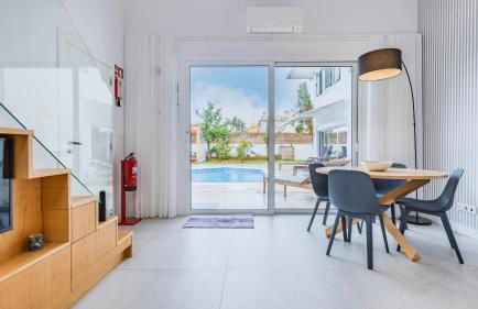 Blue Sky Villa by LovelyStay - Foto 6