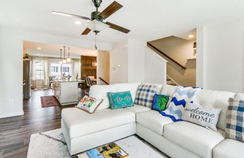 2 Mi to Hollywood Casino Charles Town Townhome! - Foto 5