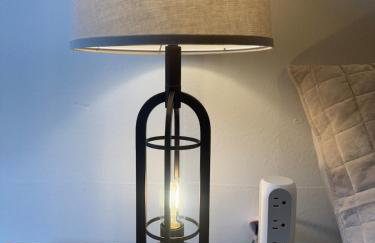 DeLand Dome House- 98 Inch TV - Open Kitchen - Near Bridle Oaks - Photo 33