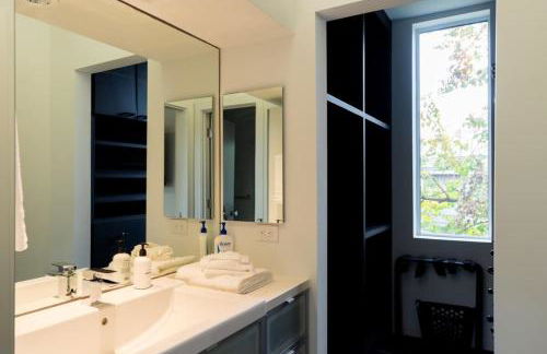 Rice Village Retreat - Rooftop deck - Sleeps 12 - Foto 31