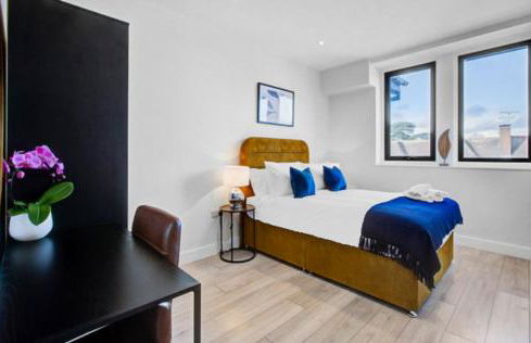 Hybrid Resi - London, Sutton, Free car or van parking - Foto 76