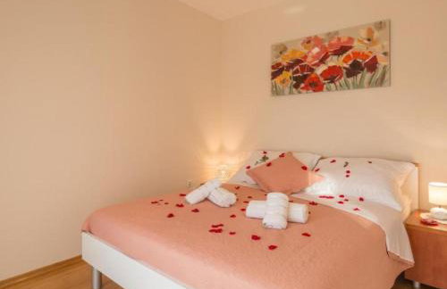 Holiday House BALEN with Swimming Pool - Foto 42