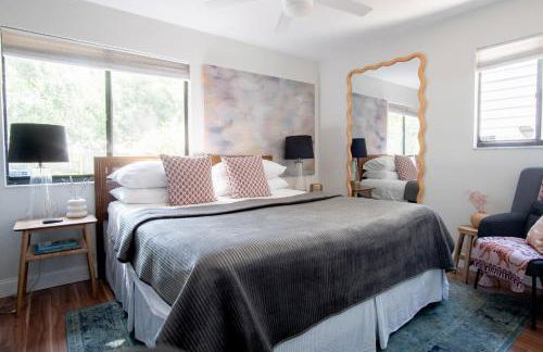 Peaceful, modern, renovated, close to everything! - Foto 34