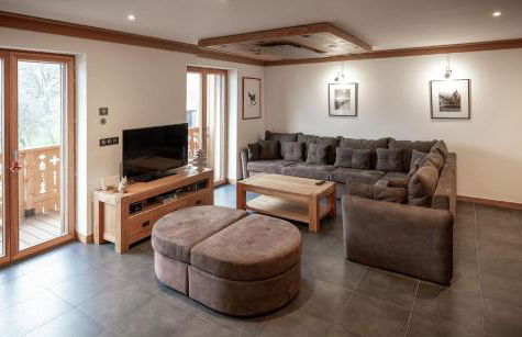 Les Ecureuils -Rénové 100m2 - 8per - Skis aux Pieds - Vue sur la Montagne - Foto 7