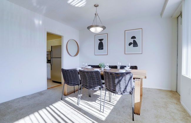 Spacious 2BR Apartment in Crystal City - Photo 25