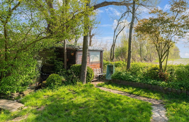 Amazing Holiday Home With Spacious Garden - Photo 31