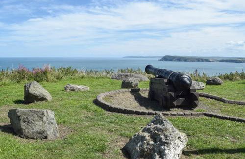 View At The Peak - Photo 10