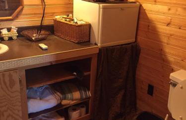 Rustic Cabin Rental on Secluded Farmland near Raleigh, North Carolina - Foto 7