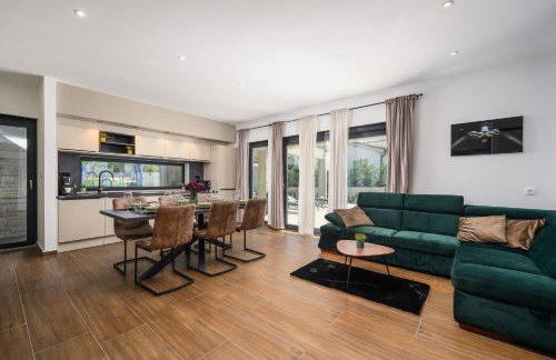 Villa Nobu - Photo 19